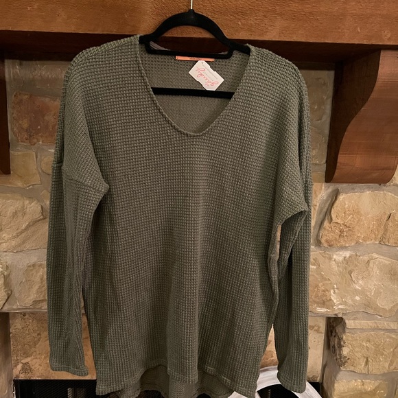 NWT Waffle knit long sleeve pullover top - Picture 2 of 5